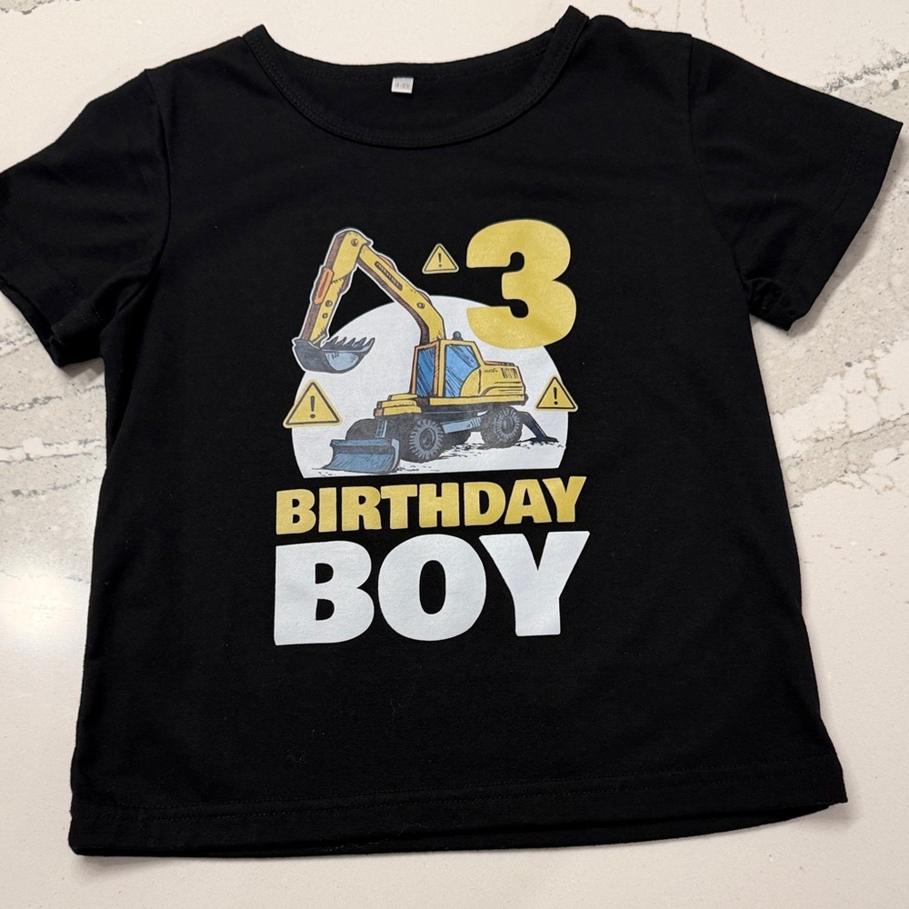 3 Year Old Birthday Boy T-Shirt with Excavator Design Size 4/5T